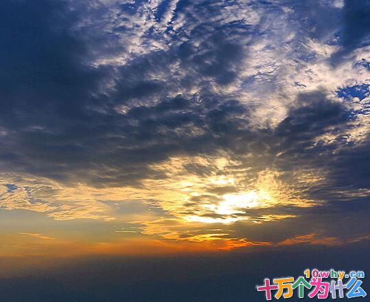 为什么云有五颜六色