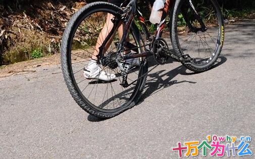 为什么骑轮胎气不足的自行车比较费劲