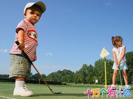 为什么高尔夫球表面布满了小坑