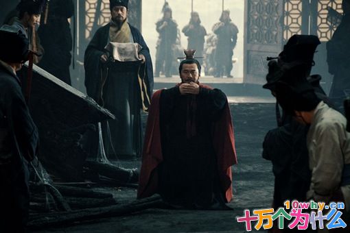 曹操挟持汉献帝有什么用?曹操为什么要挟持汉献帝?