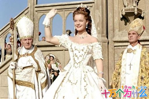 茜茜公主是如何变成欧洲最美皇后的?