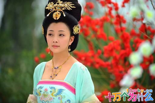 李隆基为什么要两次把杨玉环赶回娘家? 李隆基为什么要两次把杨玉环赶回娘家?