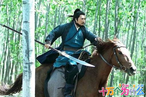 曹操封的汉寿亭侯关羽用了一辈子,为何刘备封赏关羽却不接受?