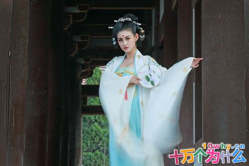 上官婉儿是女宰相,为什么会死于墨刑?