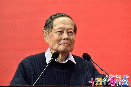 物理学家杨振宁与爱因斯坦有什么关系?杨振宁对我国有哪些贡献?