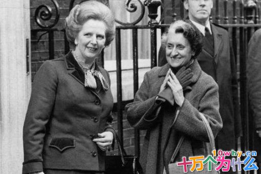 印度铁娘子英迪拉·甘地,为何会被自己守卫打死? 印度铁娘子英迪拉·甘地,为何会被自己守卫打死?