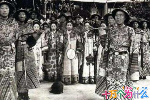 8点上朝,为何慈禧每天凌晨3点就起床了?