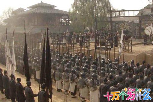 王翦是秦国四朝元老,晚年急流勇退得以善终