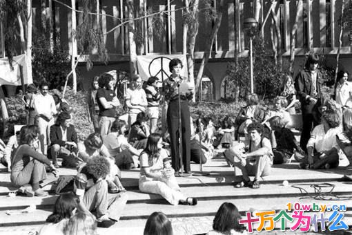 麦克阿瑟一生有什么贡献?为何会被美国人所铭记?