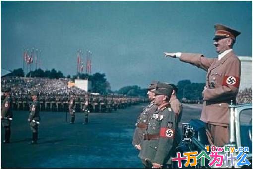 希特勒到底是用了什么方式能够瞒着英法两国扩展军队?