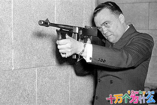FBI负责人埃德加·胡佛是一个怎样的人?为何美国总统都会怕他?