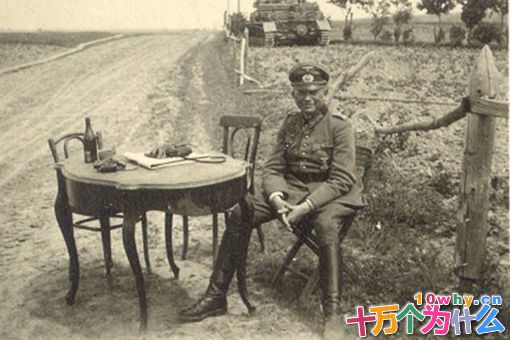 古德里安为何没有成为元帅?与隆美尔相比差在哪里?