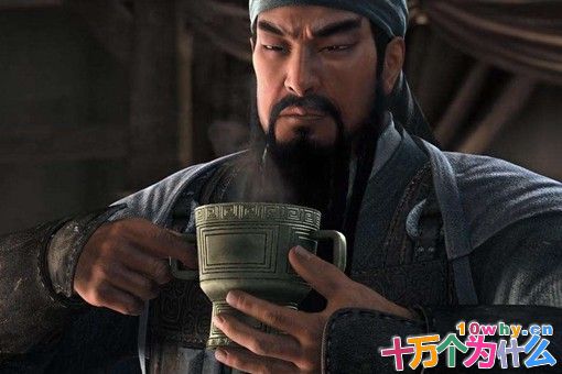 刘备曹操都要册封关羽,为什么他只接受曹操封的汉寿亭侯?