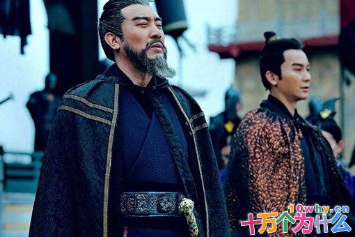 《三国演义》中曹操为什么是一个奸臣?罗贯中是怎样看待曹操的?