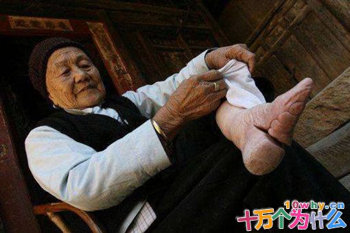 我国最后的三寸金莲老人是谁?揭秘中国最后的小脚老人
