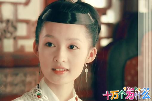 薛宝钗才华横溢,为什么信奉女子无才便是德?