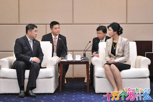 英拉并没有结婚,为何却有个16岁的孩子?