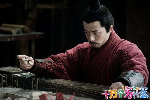 韩信为什么甘愿受胯下之辱?