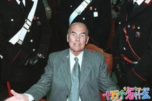 纳粹战犯普瑞布克的结局是怎样的?活了100多岁,最终死无葬身之地