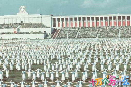 希特勒对国人真的很有好感吗?希特勒对本国公民的态度是怎样的?