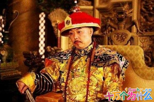 曾静是谁?雍正在的时候没人敢动他,为何乾隆一登基就立马把曾静给杀了?