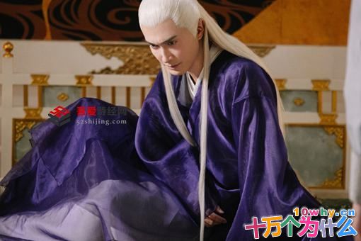 东华帝君结局羽化什么意思?东华将帝君之位传给叶青缇